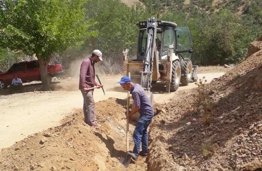 BAŞKAN DİRİK`E HİZMET TEŞEKKÜRÜ