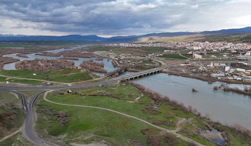 MURAT NEHRİ SON YAĞIŞLARLA BİRLİKTE ÇOŞTU