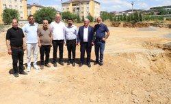 GENÇ`TE 810 KİŞİLİK KAPALI SPOR SALONU İÇİN İLK KAZMA VURULDU
